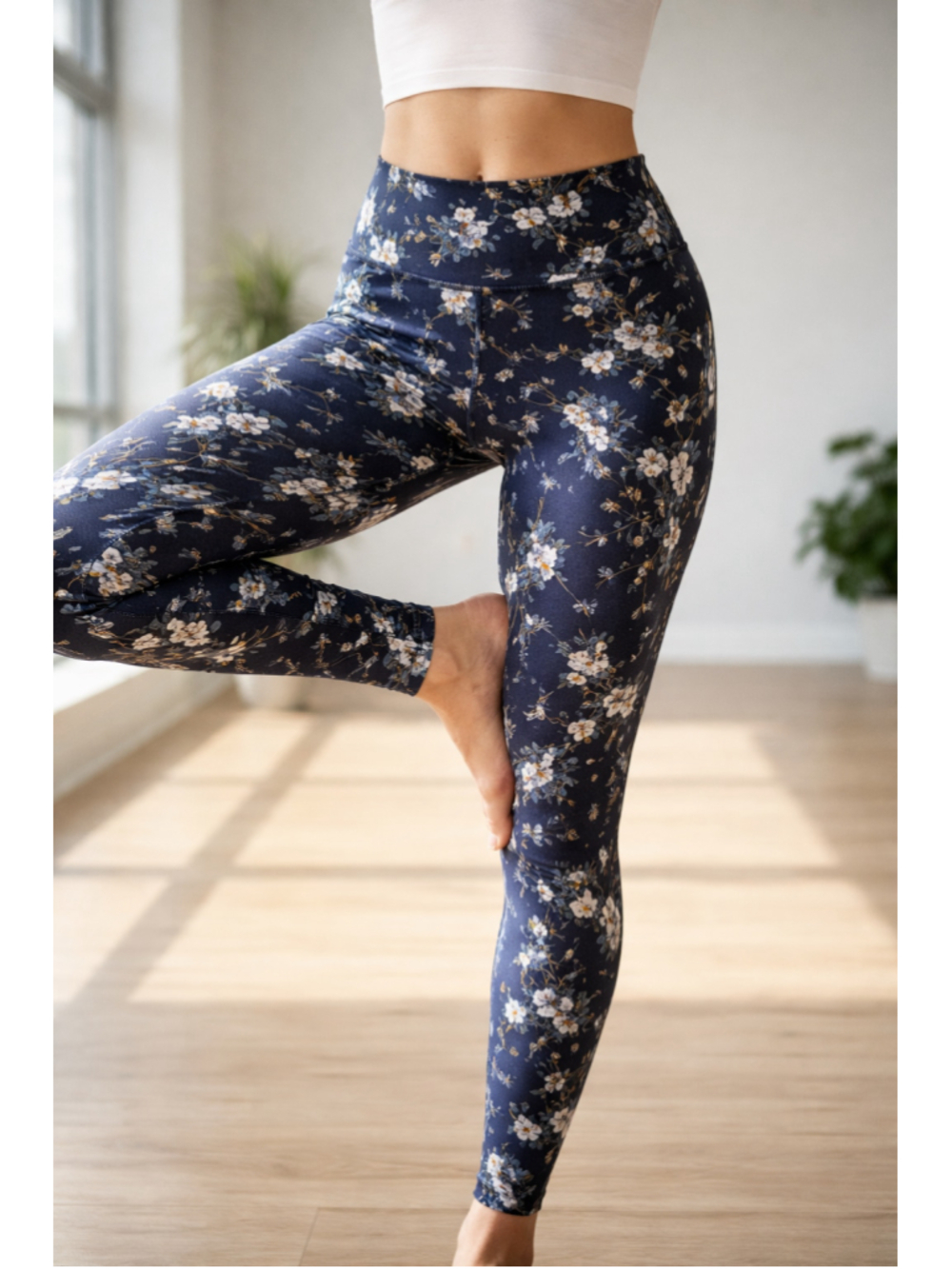 Signature Studio Navy Floral Basic Leggings Women's Size M